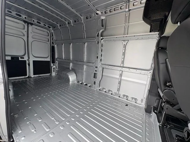 New 2026 Bright Silver Metallic Clear-Coat Exterior Paint RAM Super High Roof image 12