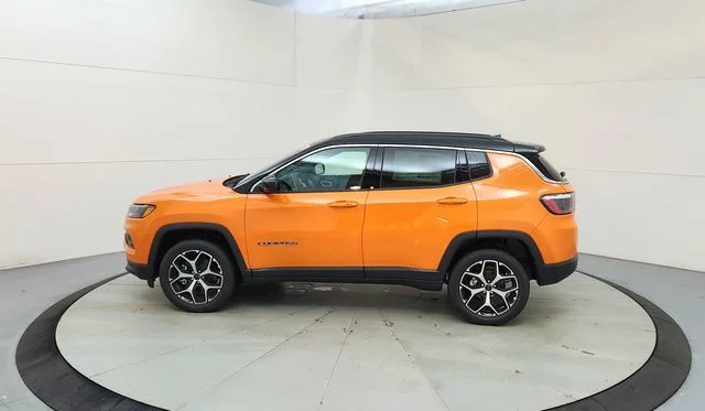 New 2026 Joose Exterior Paint Jeep Limited image 6