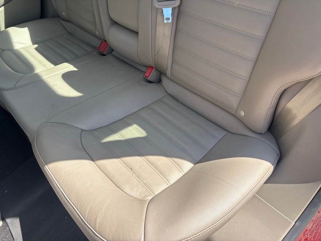 Used 2017 Ruby Red Metallic Ford SE image 38