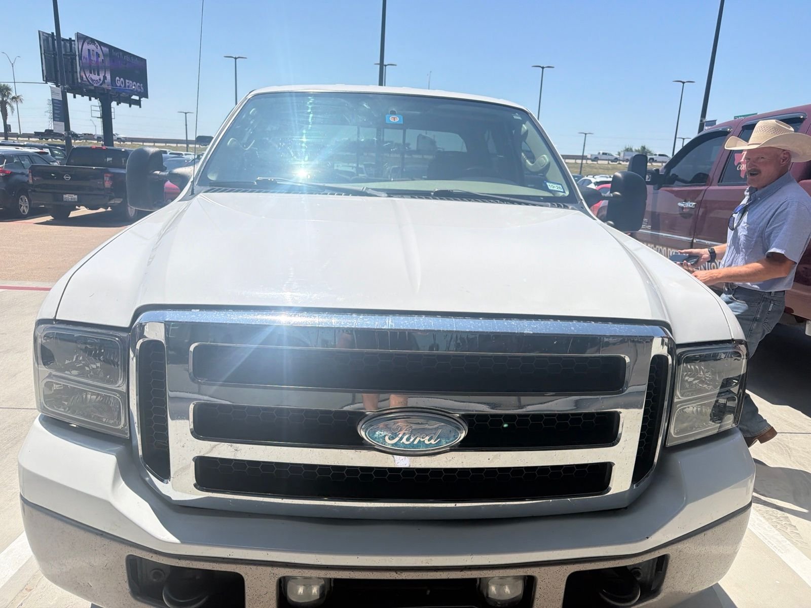 Used 2005 Oxford White Clearcoat Ford XLT image 2