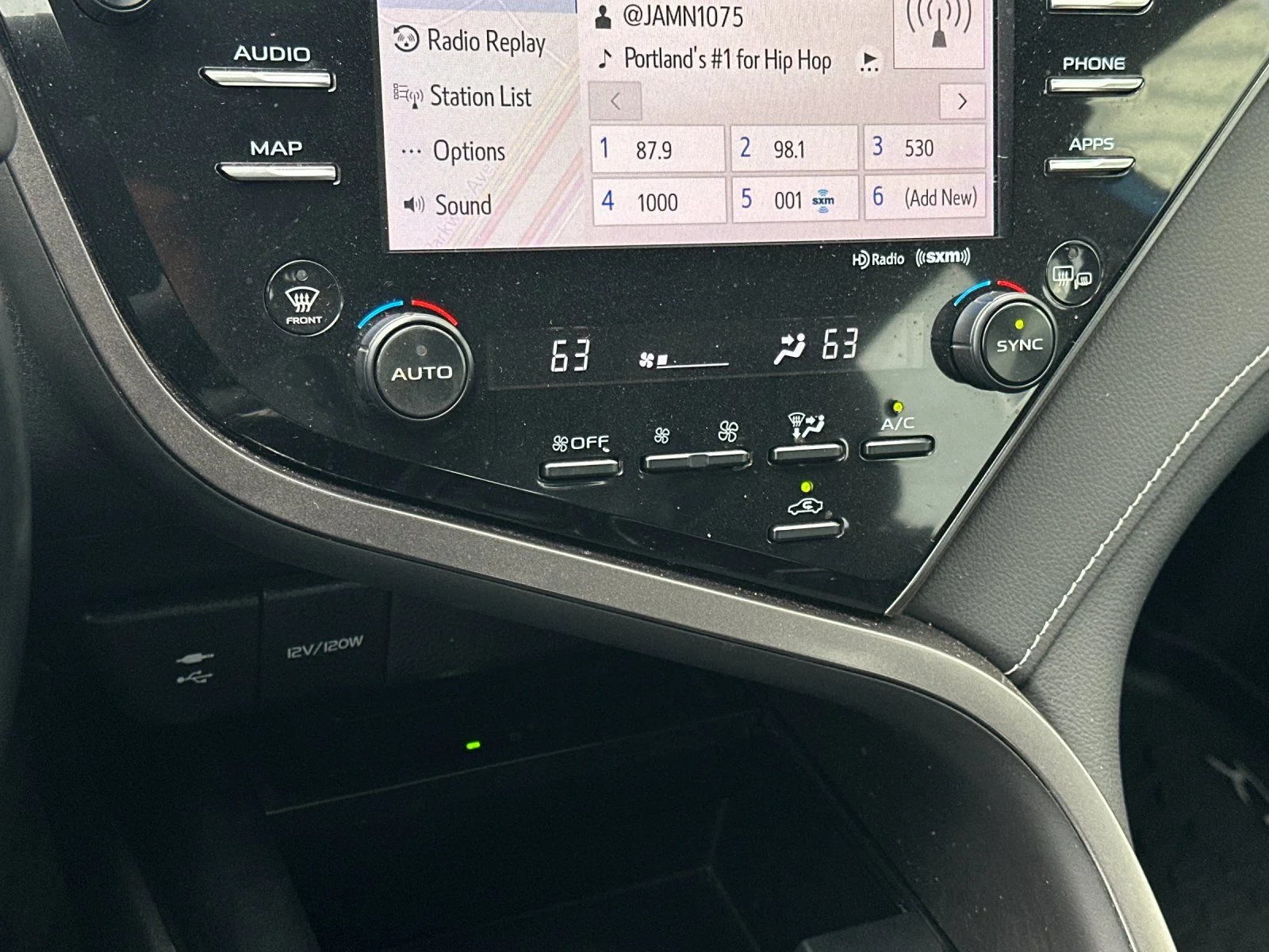 Used 2019 Midnight Black Metallic Toyota XSE image 19