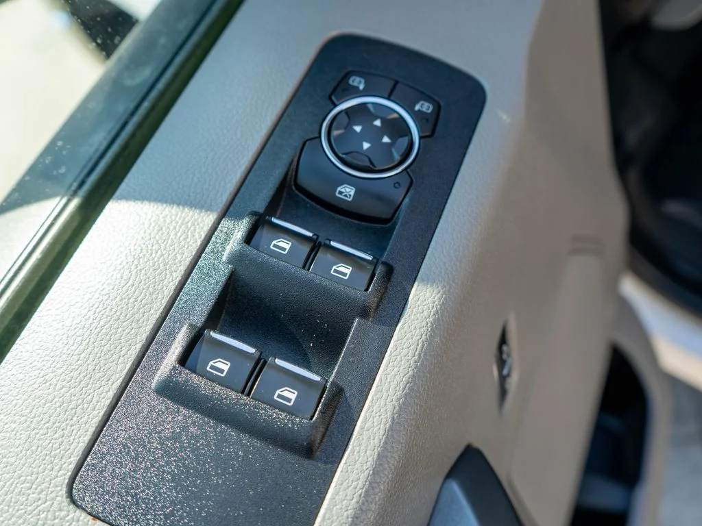 Used 2018 White Ford XLT image 16