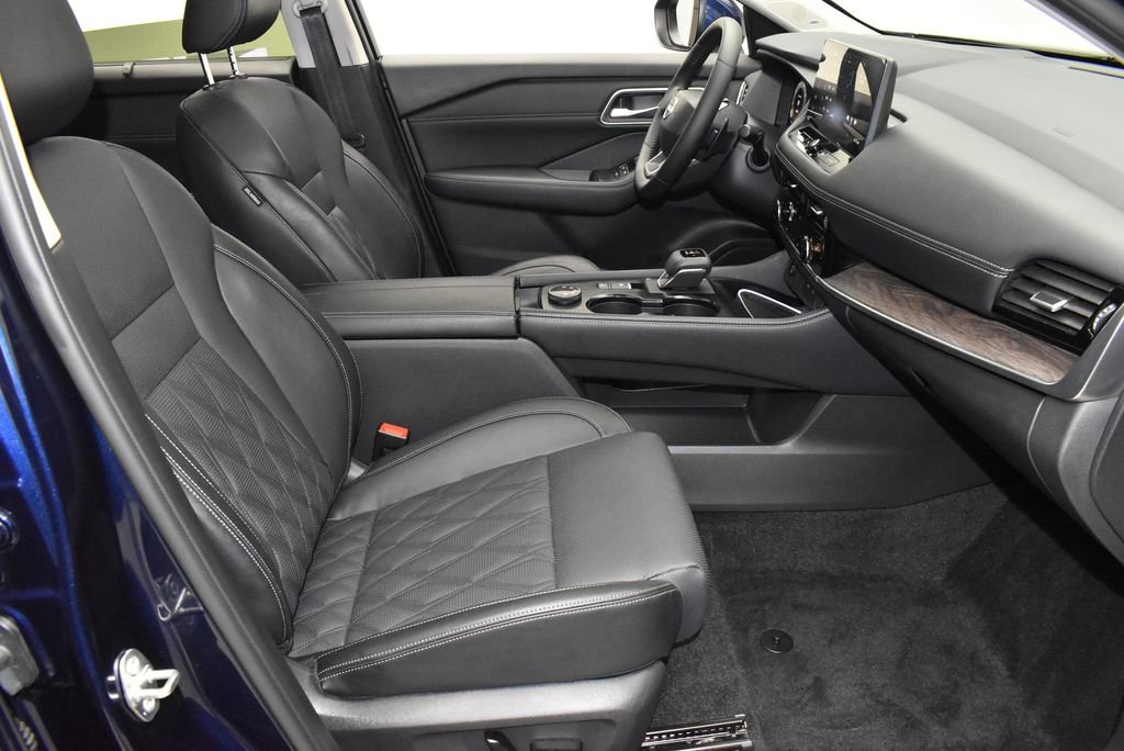 Certified Used 2026 Blue Nissan Platinum image 24