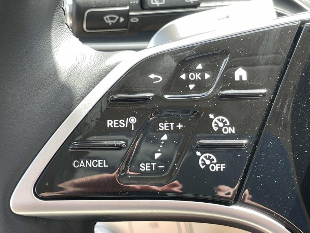 New 2026 Polar White Mercedes-Benz GLE 450 image 34