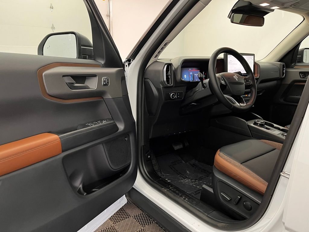 New 2026 White Ford Outer Banks image 15
