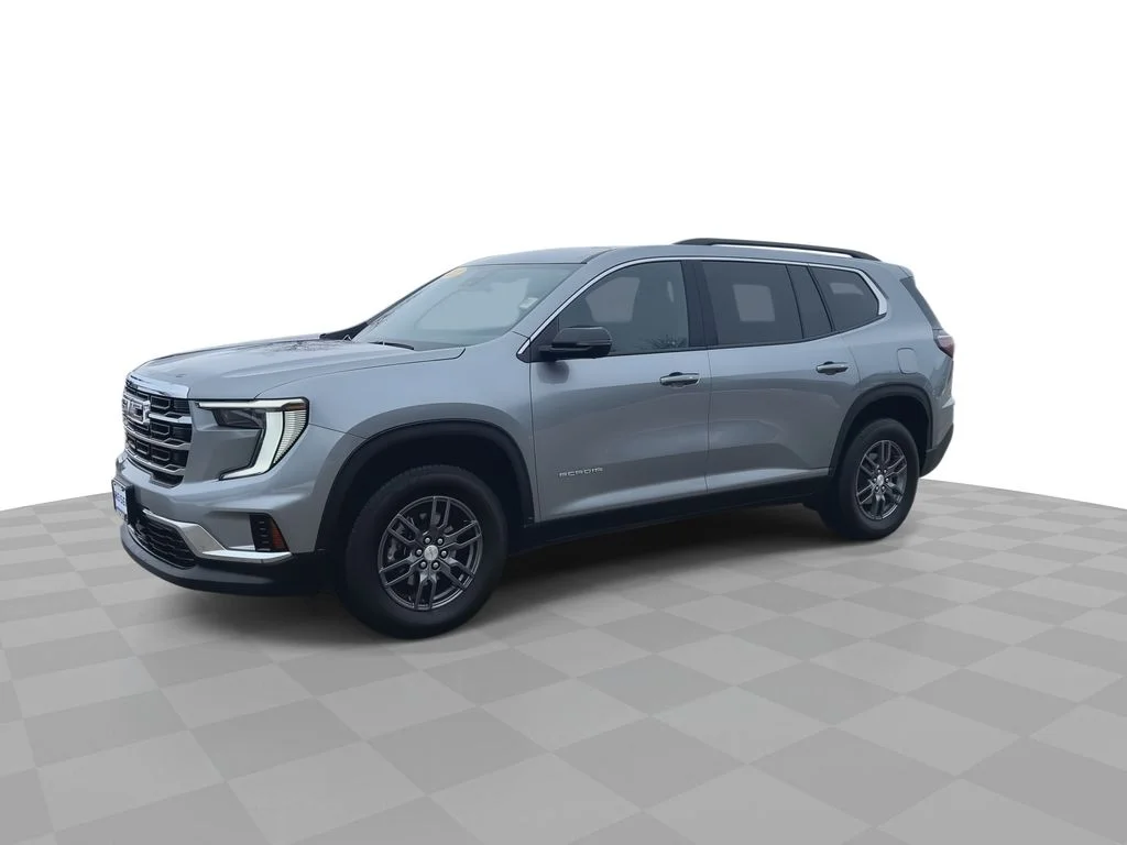 Certified Used 2025 Silver GMC Elevation image 4