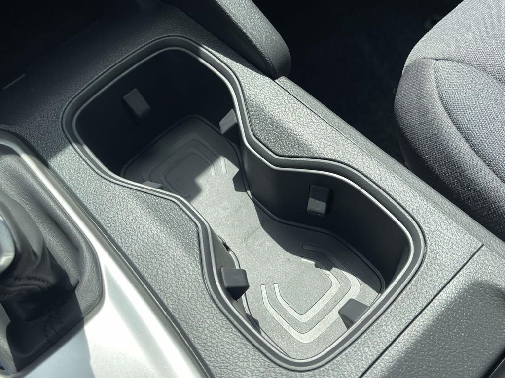 New 2026 Glacier White Nissan King Cab® S image 28