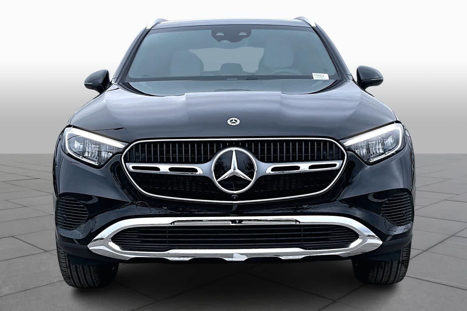 New 2026 Obsidian Black Metallic Mercedes-Benz GLC 300 image 3