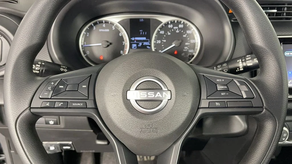 2025 Nissan KICKS PLAY Base - Photo 23
