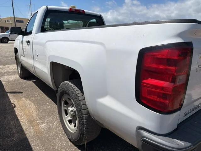 Used 2014 SUMMIT WHITE Chevrolet Work Truck image 11