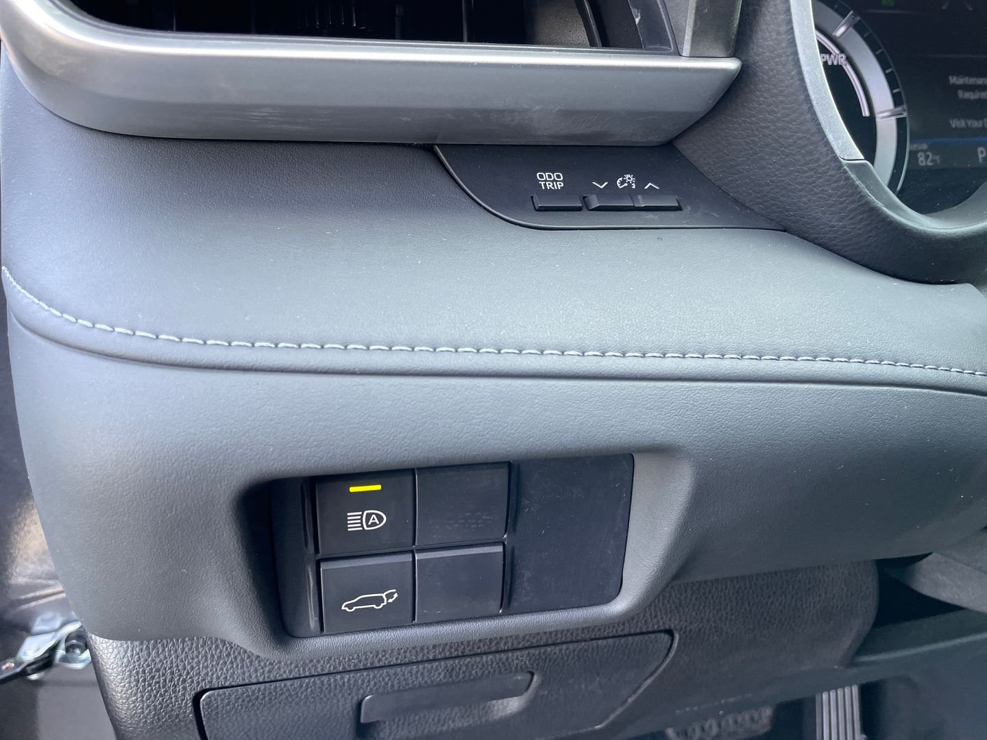 Used 2021 Gray Toyota XLE image 12