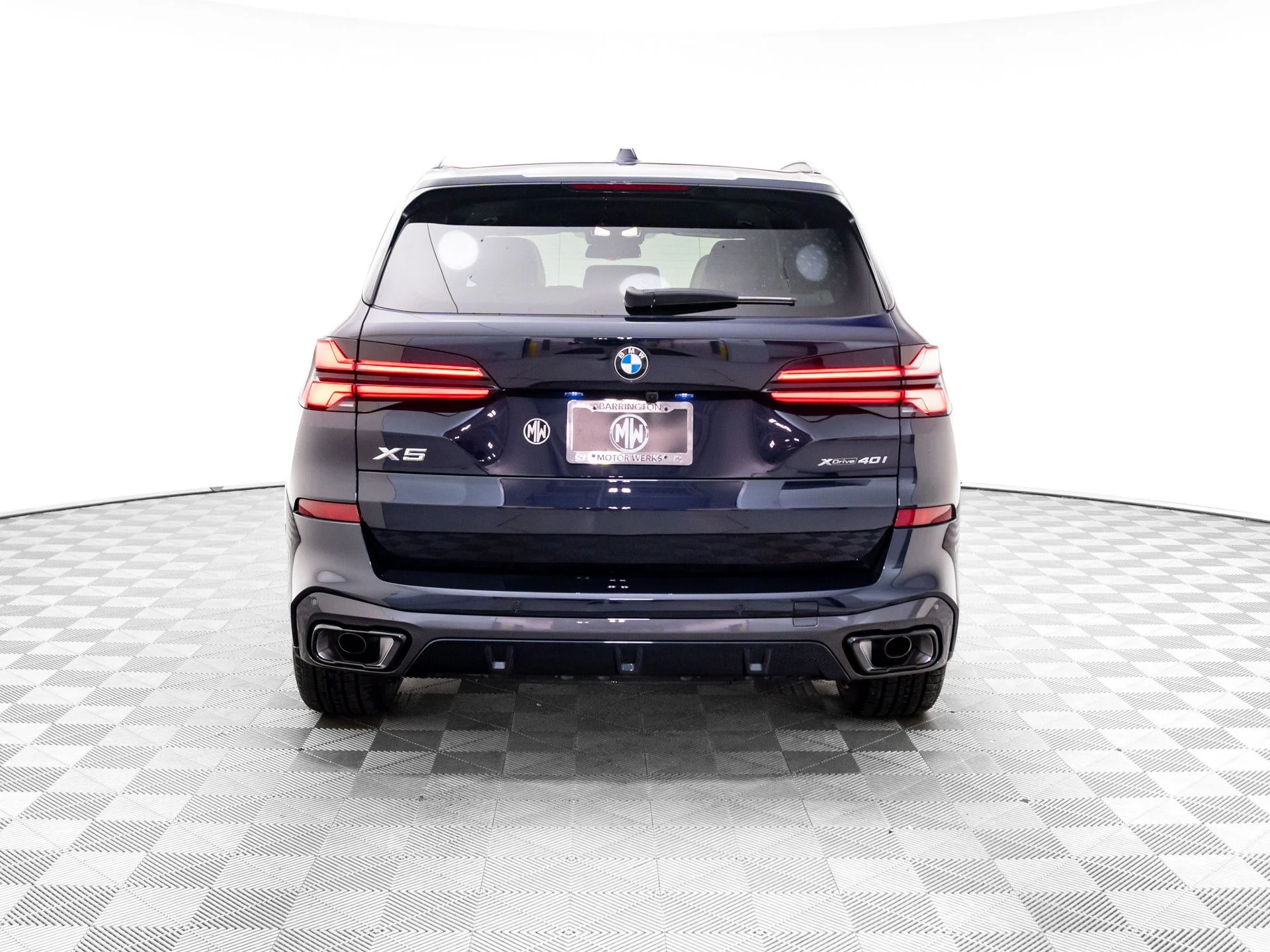 New 2026 Black BMW xDrive40i image 5