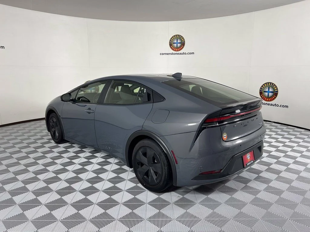 Used 2025 Gray Toyota LE image 18