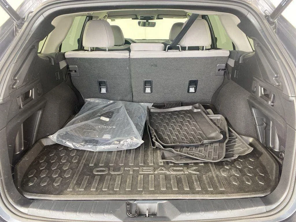 Used 2025 Gray Metallic Subaru Premium image 7
