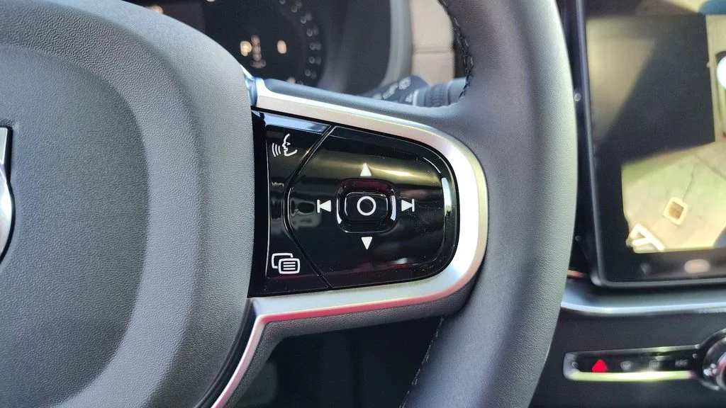 2026 Volvo XC90 Ultra - Photo 16