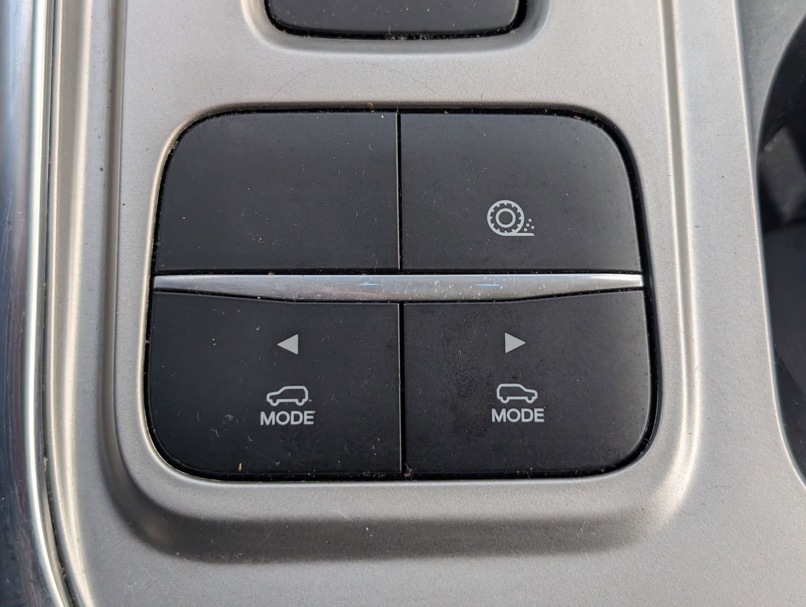 Used 2022 Black Metallic Ford Limited image 23