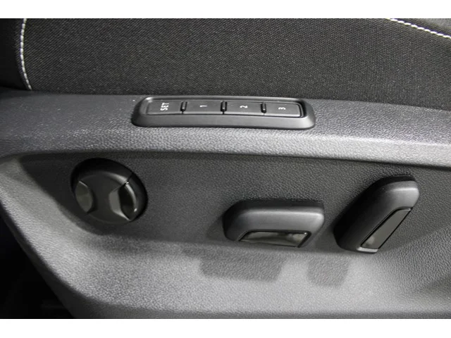 New 2026 Pure Gray Volkswagen 2.0T SEL R-Line Black image 4
