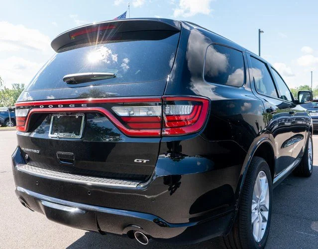 New 2026 Diamond Black Clear-Coat Exterior Paint Dodge GT Plus image 5