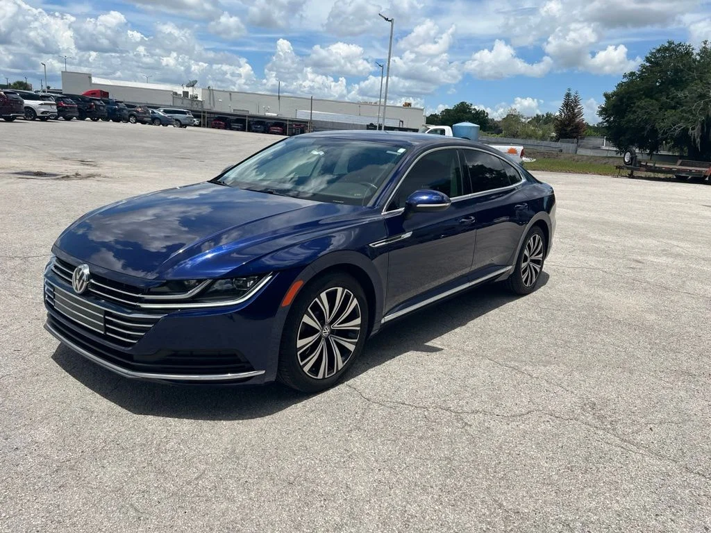 Used 2019 Blue Volkswagen 2.0T SE image 7