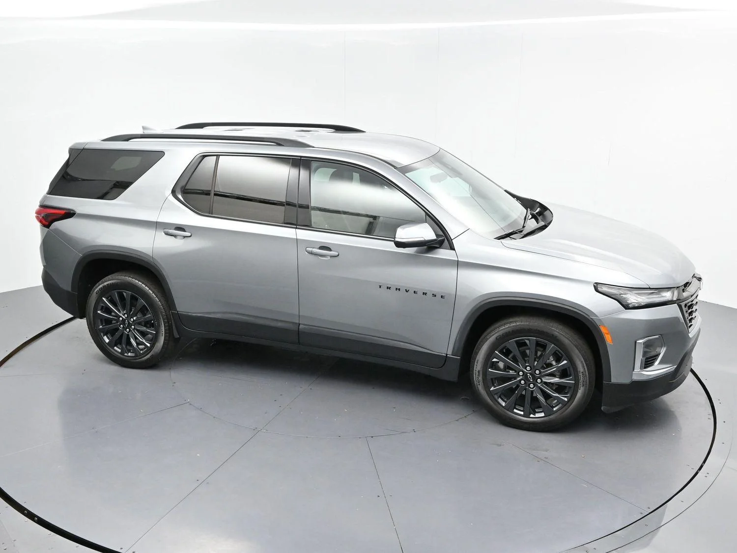 Used 2023 Sterling Gray Metallic Chevrolet RS image 35