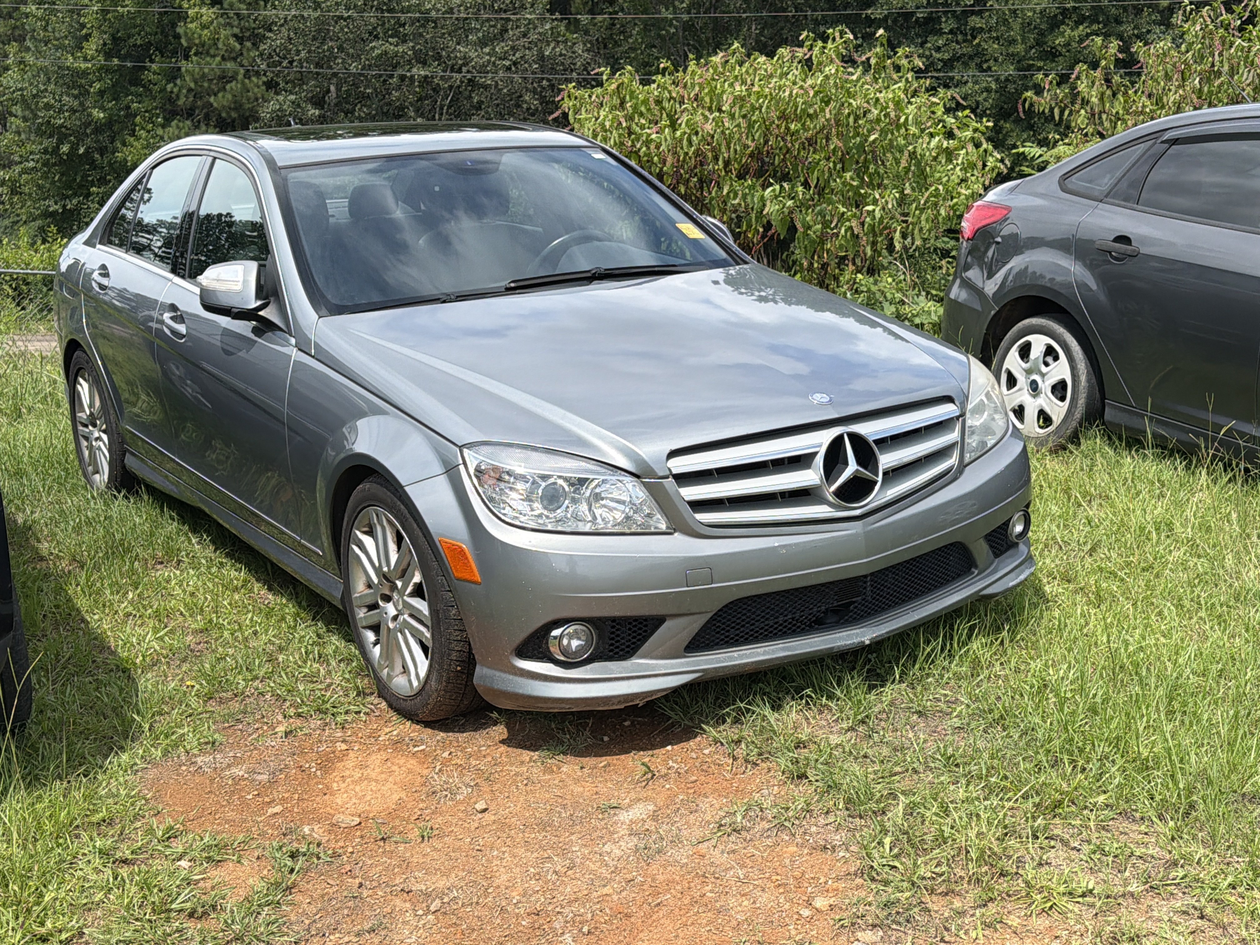Used 2008 Black Mercedes-Benz  image 1