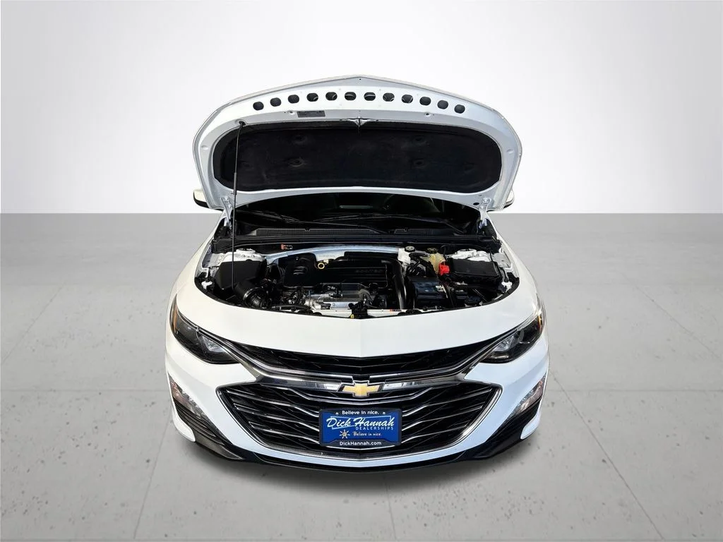 Used 2023 White Chevrolet LT image 21