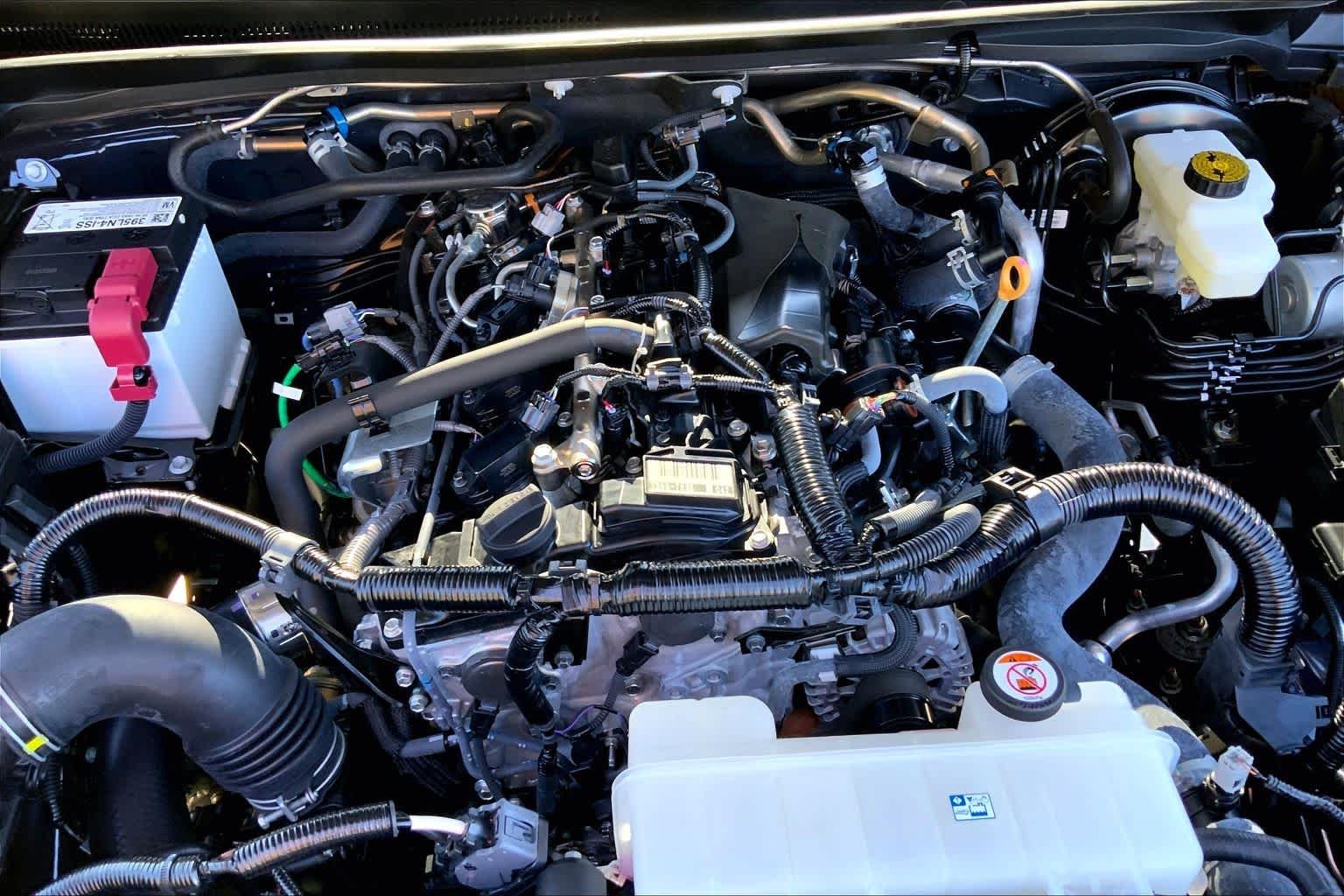 Used 2025 Underground Toyota SR5 image 30