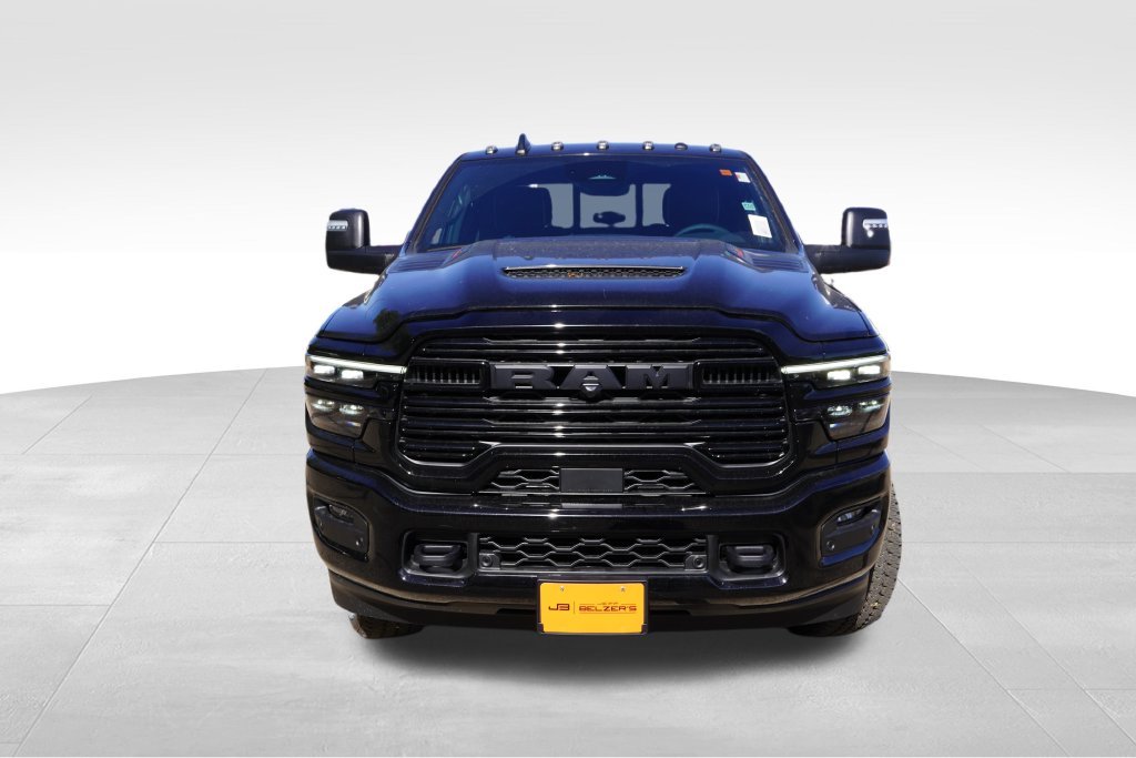 New 2027 Diamond Black Crystal Pearl-Coat Exterior Paint RAM Laramie image 8