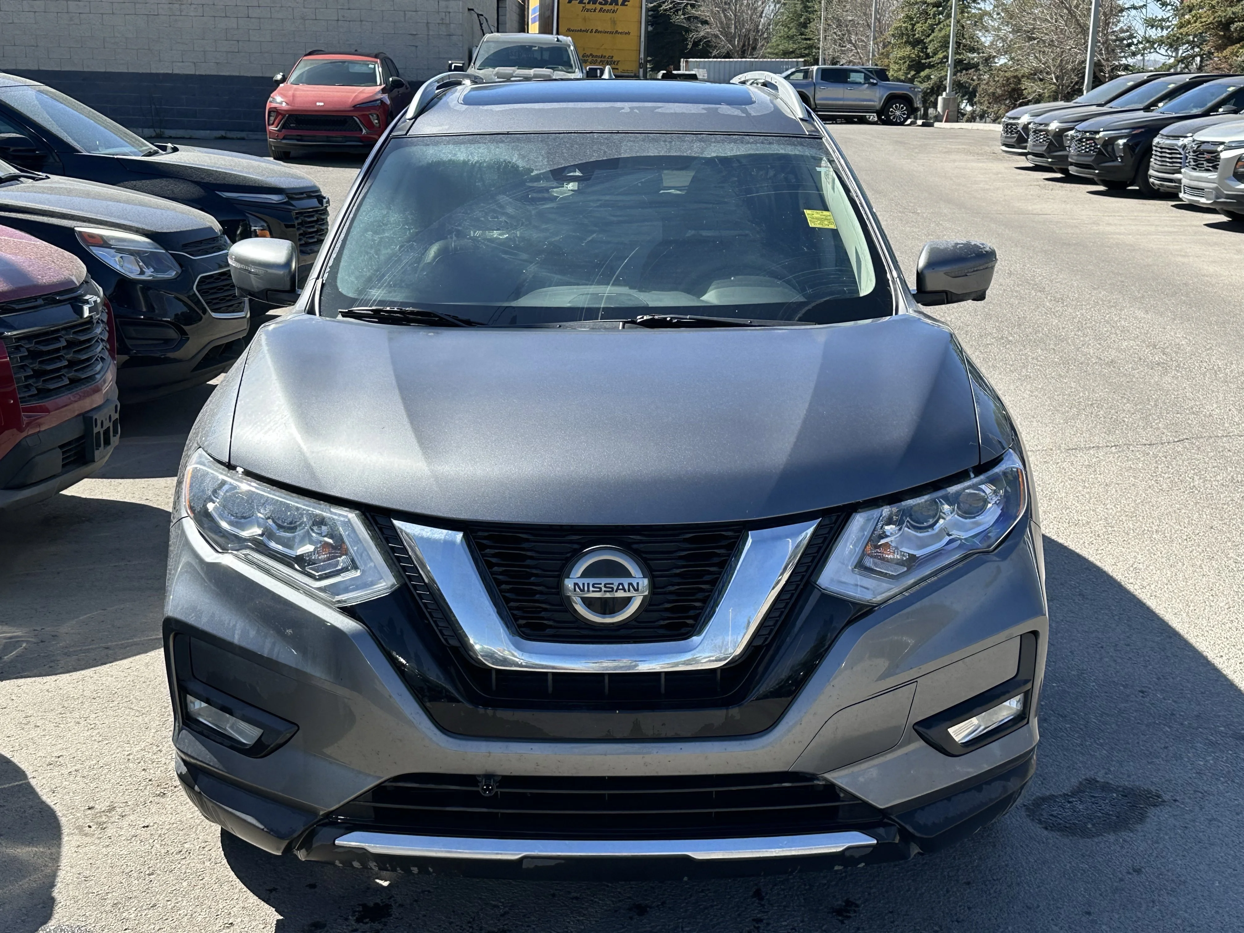 Used 2019 Black Nissan SL image 2