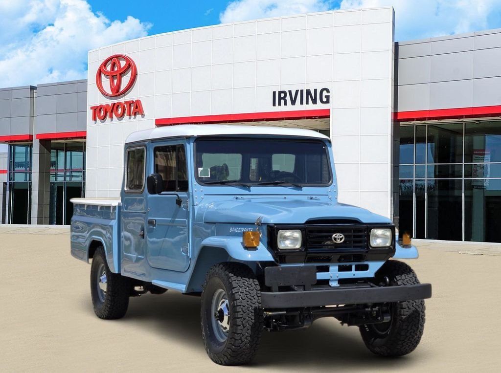 Used 1991 Blue Toyota OJ55 image 2
