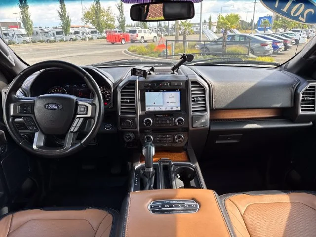 Used 2017 Shadow Black Ford Limited image 23
