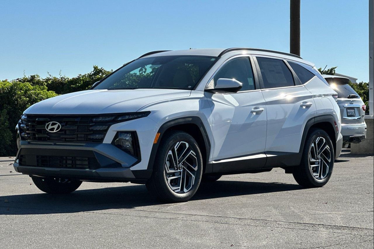 New 2026 Serenity White Pearl Hyundai SEL Plus FWD image 8