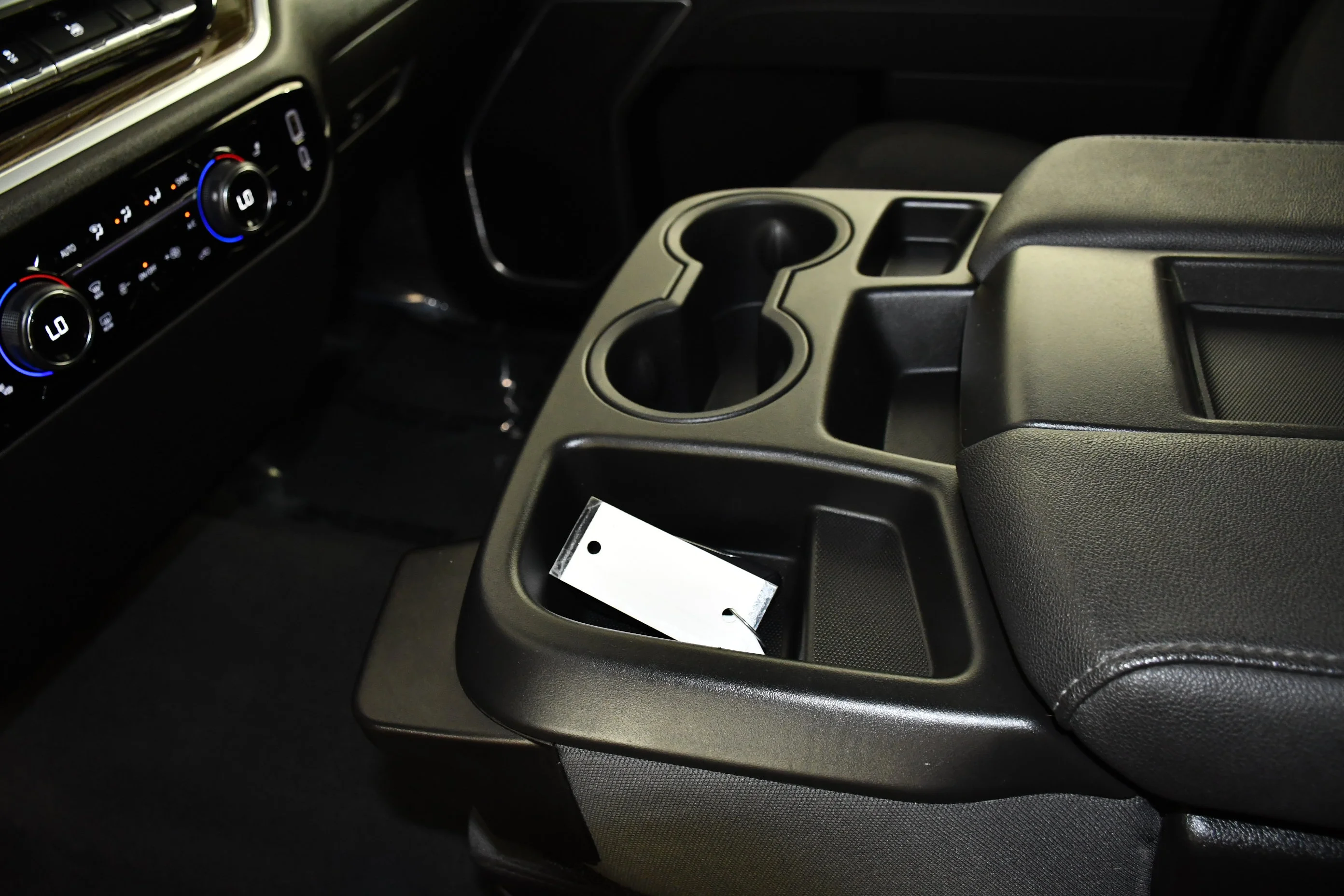 Used 2025 Summit White Chevrolet LT image 33