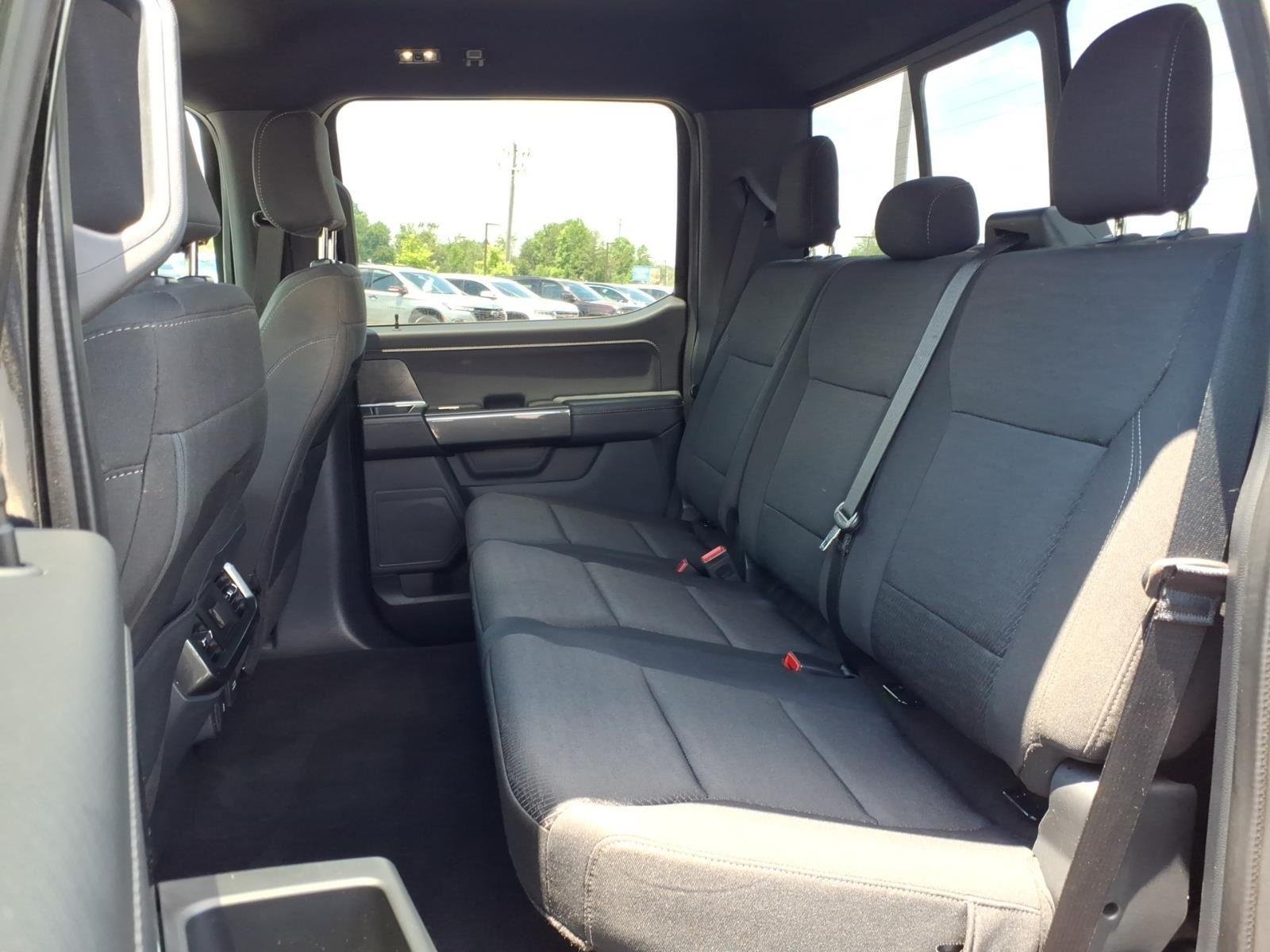 Used 2022 Agate Black Metallic Ford XLT image 20