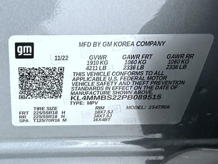 Used 2023 Gray Buick Preferred image 25