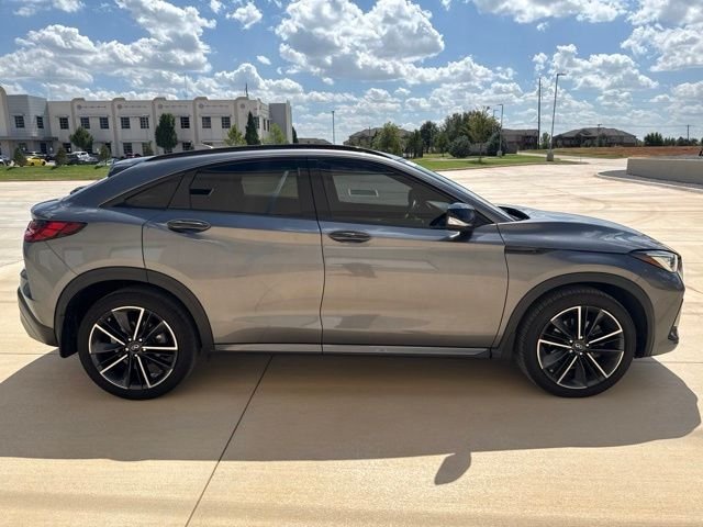 Used 2023 Gray INFINITI LUXE image 4