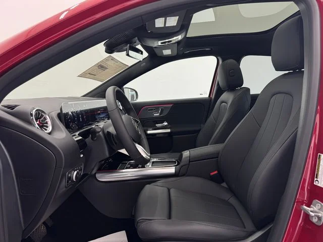 New 2026 MANUFAKTUR Patagonia Red Metallic Mercedes-Benz GLA 250 image 18