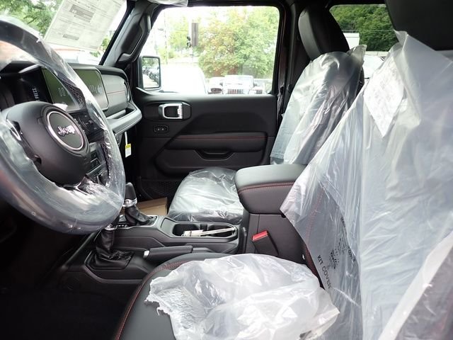 New 2026 Black Clearcoat Jeep Rubicon X image 13
