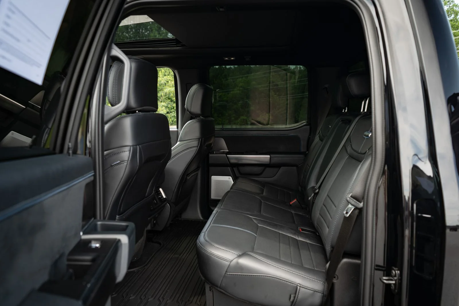 Used 2025 Black Ford Platinum image 38