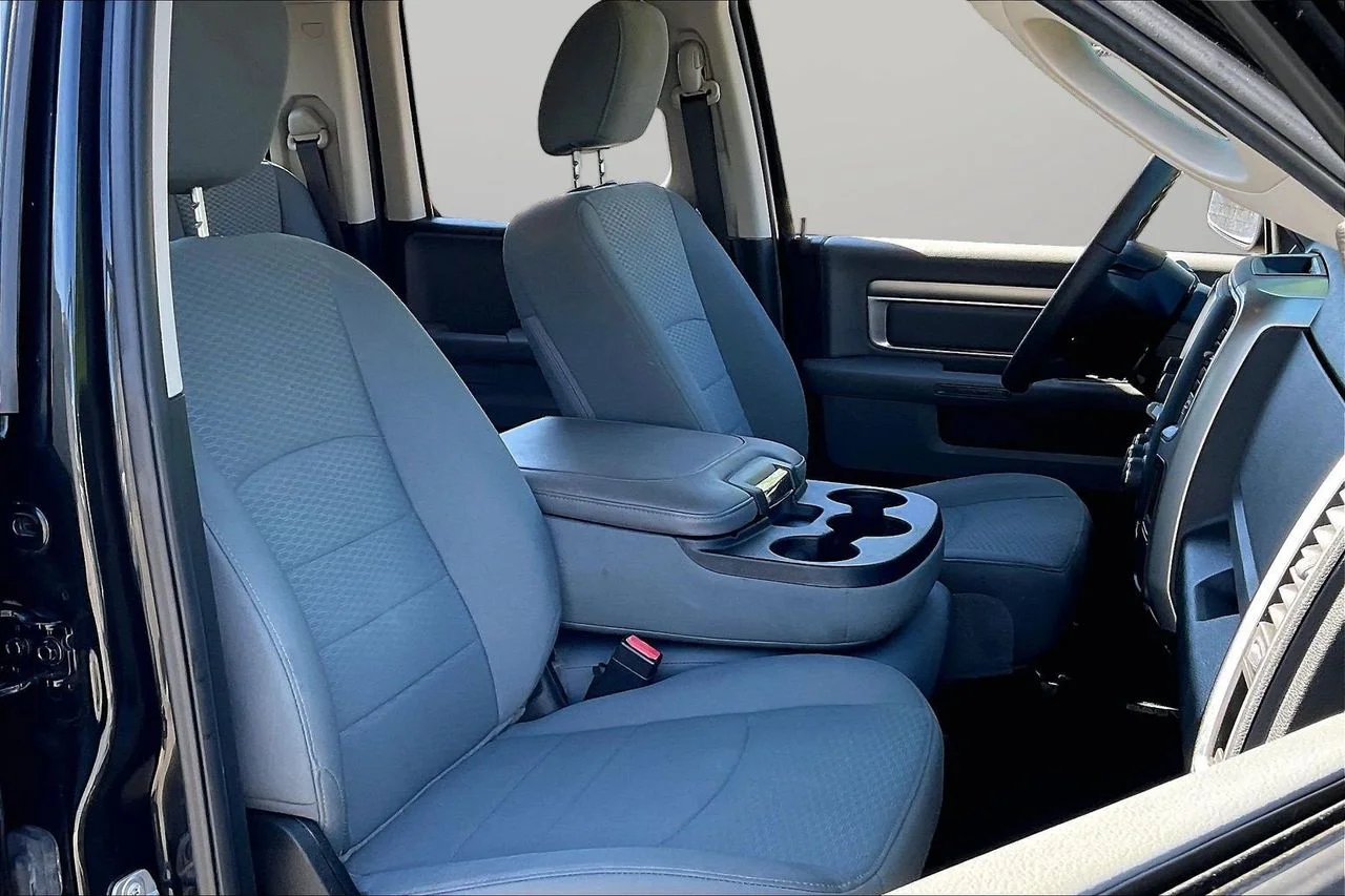 Certified Used 2018 Black Ram SLT image 22