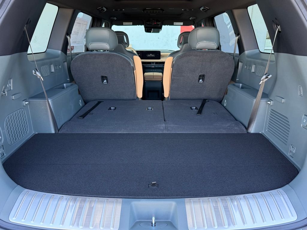 New 2027 Ebony Black Kia X-LINE SX image 10