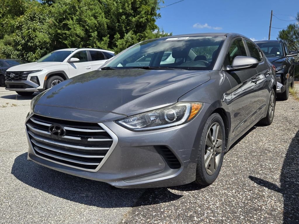 Used 2018 Gray Hyundai SEL image 4