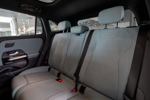 Used 2026 Black Mercedes-Benz GLA 250 image 31