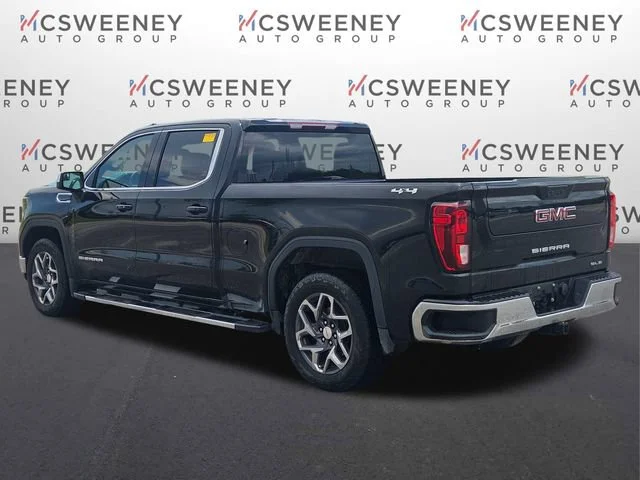 Used 2022 Onyx Black GMC SLE image 3