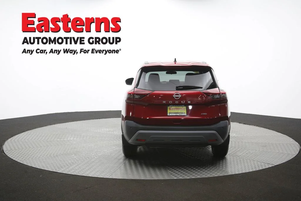Used 2023 Red Nissan S image 36