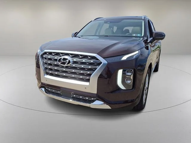 Used 2020 Red Hyundai Limited image 4