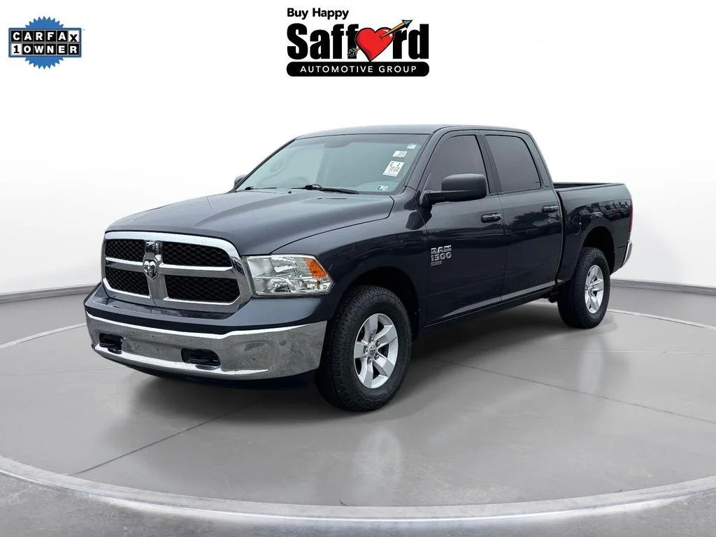 2019 RAM 1500 Classic SLT 4x4 Crew Cab 5'7's photo