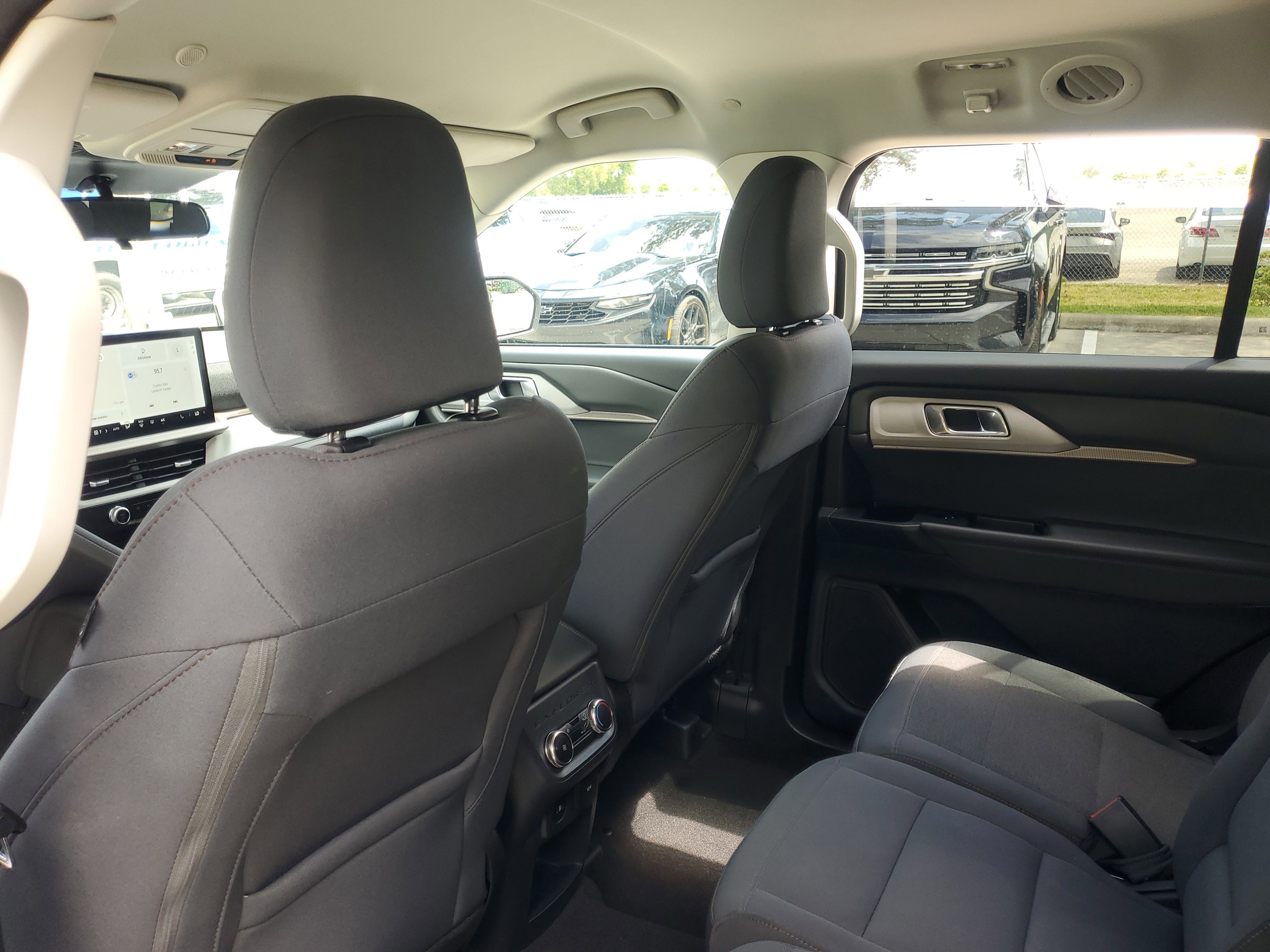 Used 2025 Vapor Blue Ford Active image 13