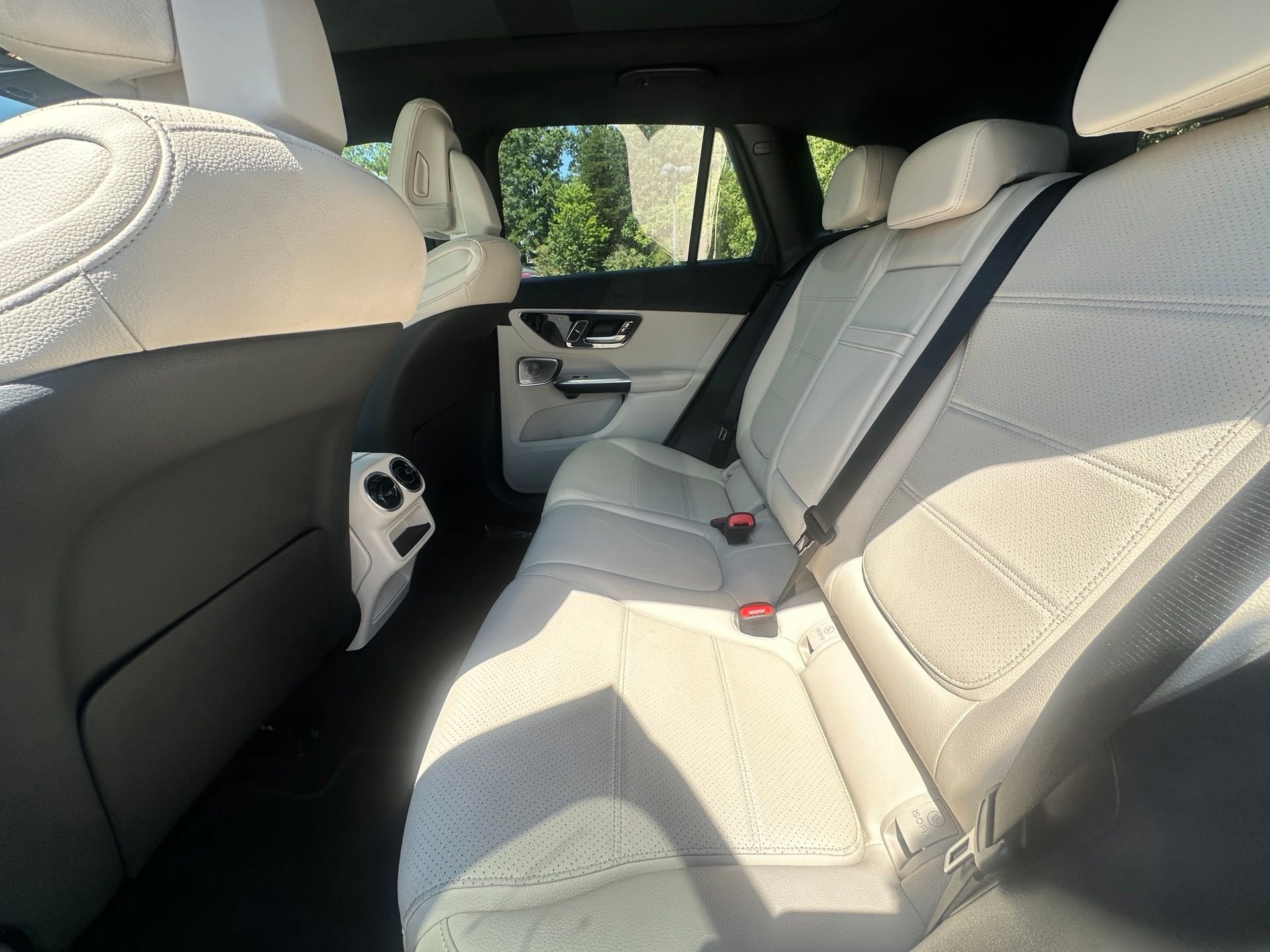 2026 Mercedes-Benz GLC Base - Photo 23