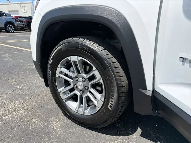Certified Used 2026 White GMC Elevation image 32